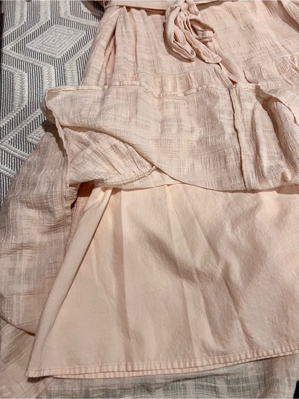 Evereve Cream Tiered Square-Neck Midi Dress - Picture 16 of 16